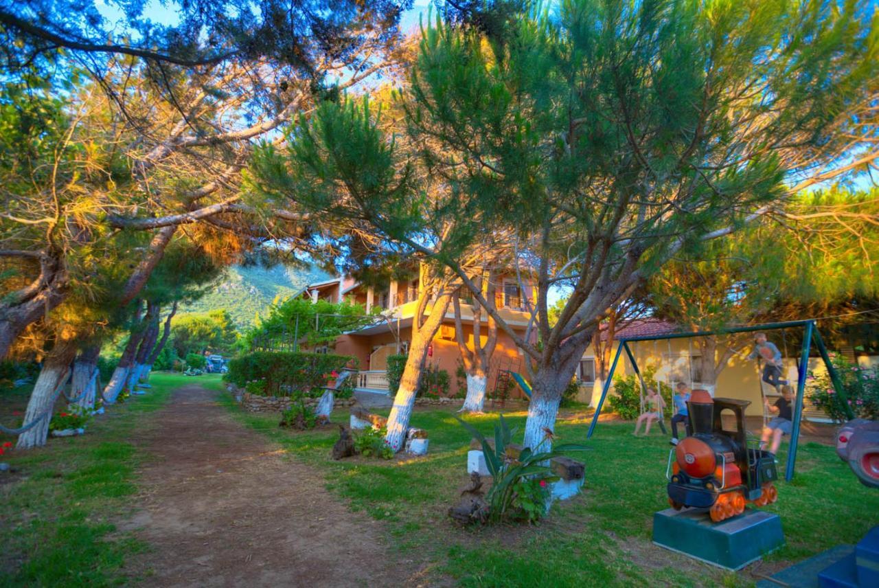 Christinas Lofts Apartment Agios Matthaios  Luaran gambar